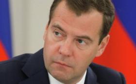 03.05.2017 года  Медведев поручил поднять МРОТ до прожиточного минимума
